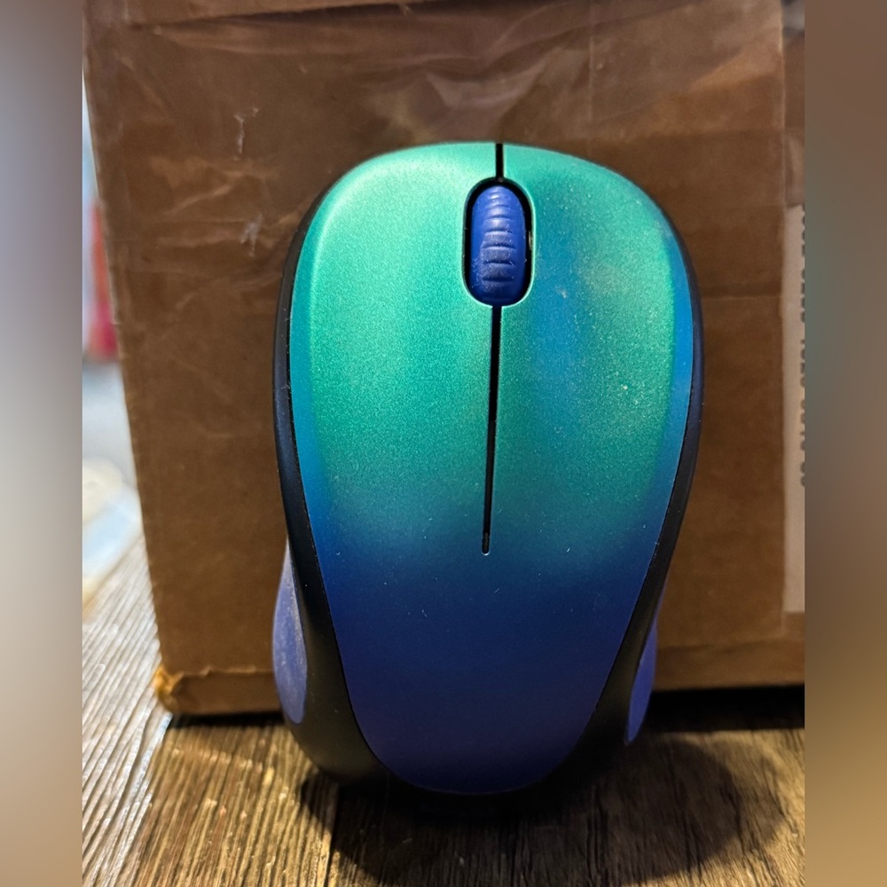 New Logitech Wireless Mouse.